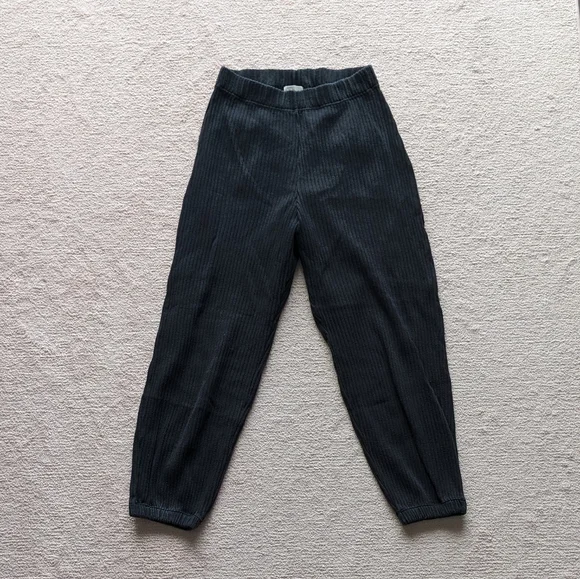 For Days organic cotton lounge wear bundle, sizes XS-S - Picture 13 of 16